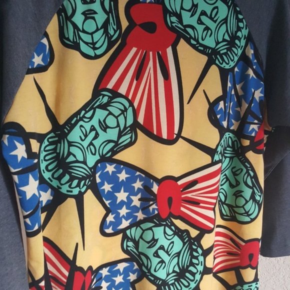 NTW LuLaRoe Lady Liberty Randy T - Medium - Picture 3 of 4